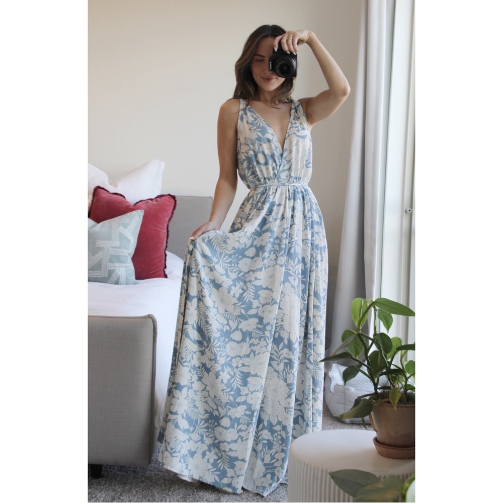 Light Blue Floral Flowy Maxi Dress